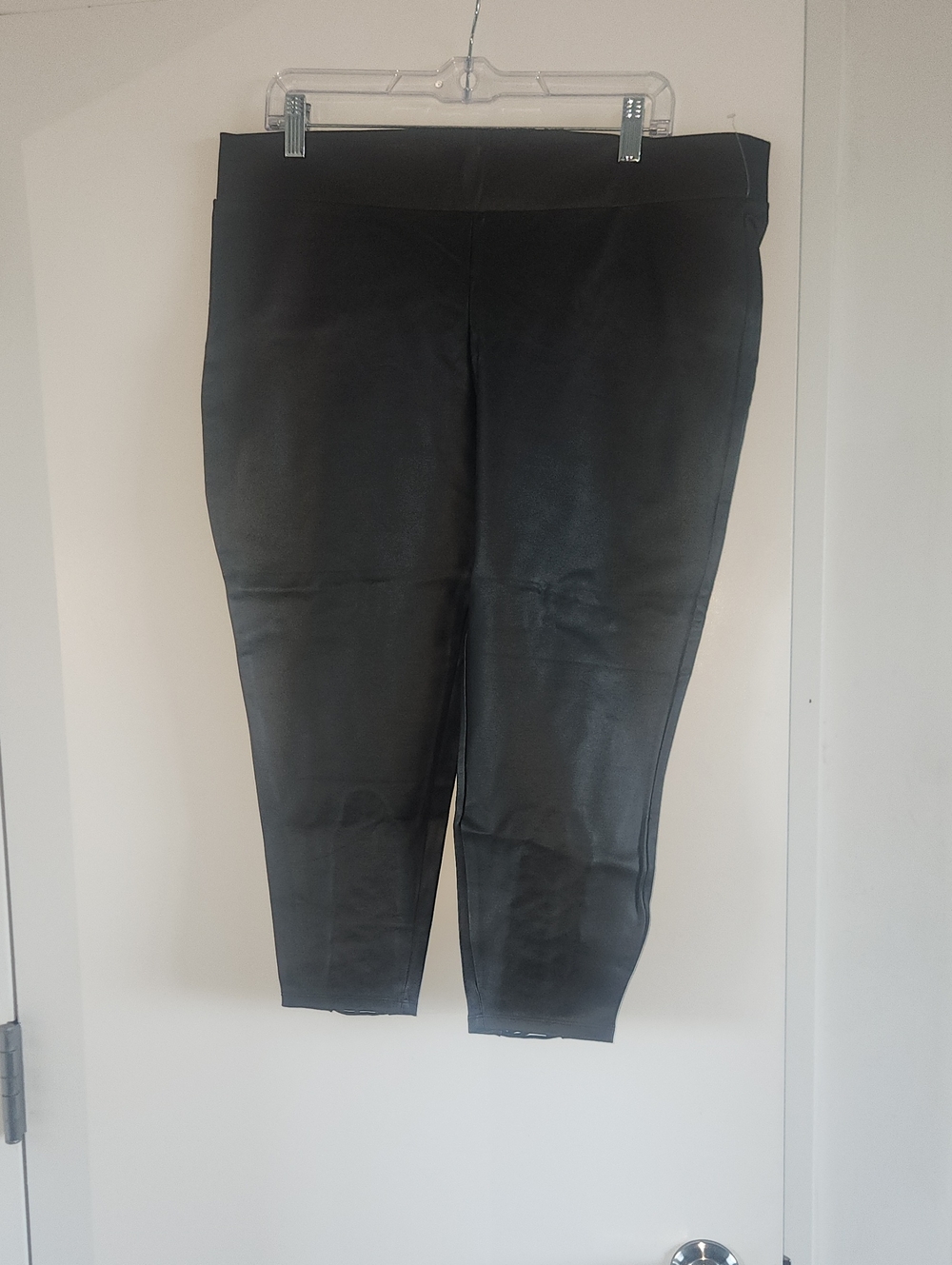 torrid Black Faux Leather Ankle Pants
